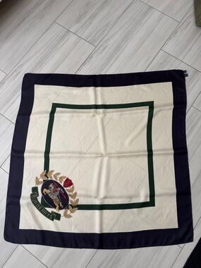 Burberrys Vintage Crest Logo Silk Scarf in Ivory, Navy & Green